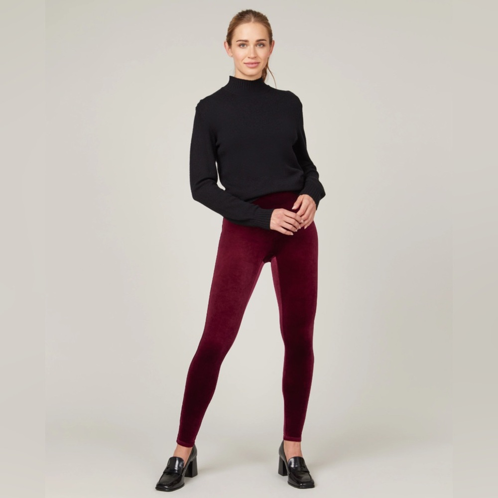 NWT SPANX Velvet Leggings